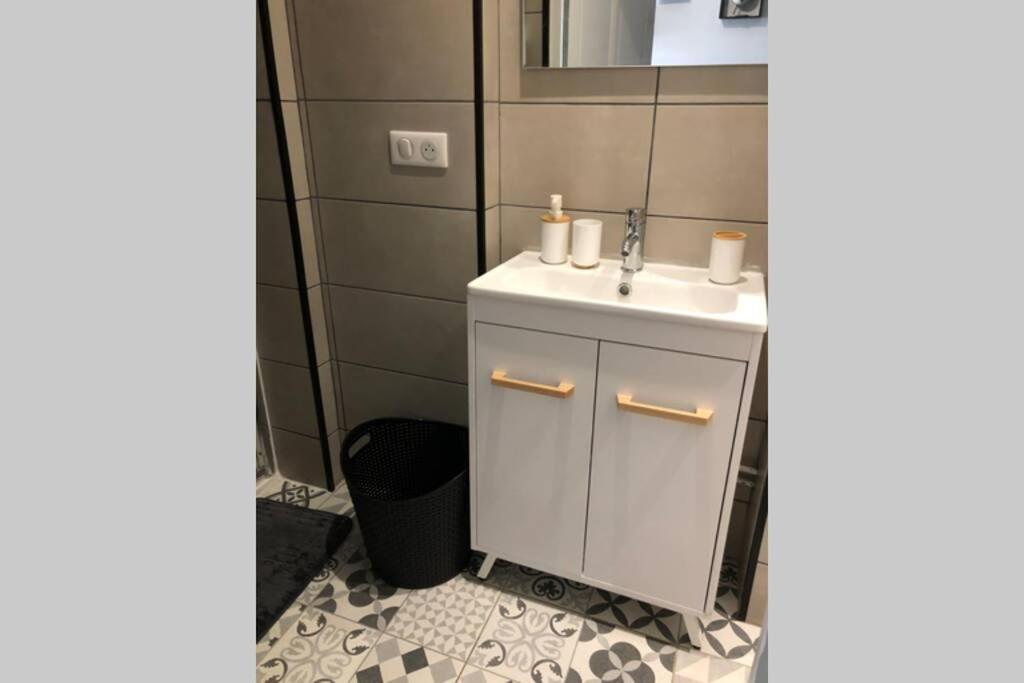 Appartement Centre Ville Châteauroux 外观 照片
